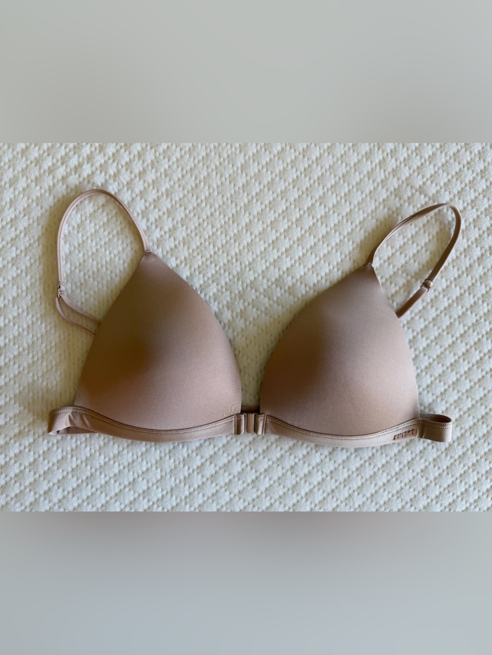 Skims Wireless Form Super Push Up Front-Closure Bra 36B